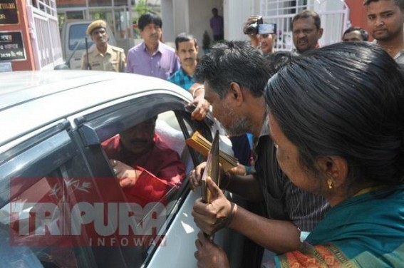 Police not lodging FIR on 18 yrs old boyâ€™s alleged murder case : Family members beg justice from Minister Sudip Barman